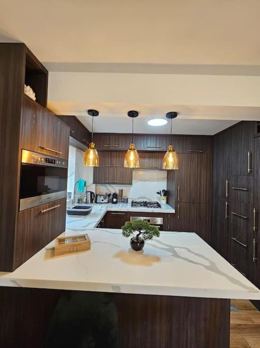 Comfortable Two Bedroom Flat Apartment